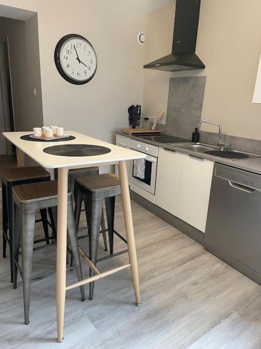 Maison Du Bourg Pasteur Le Moulinaud Esterno foto